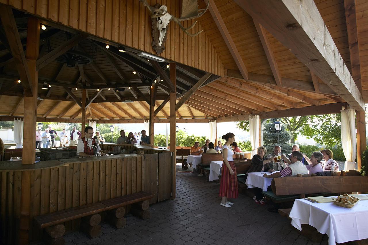 Landhotel Weserblick Beverungen Exteriör bild